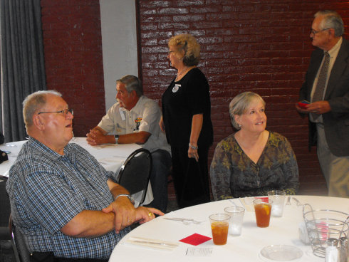 reunion028006.jpg