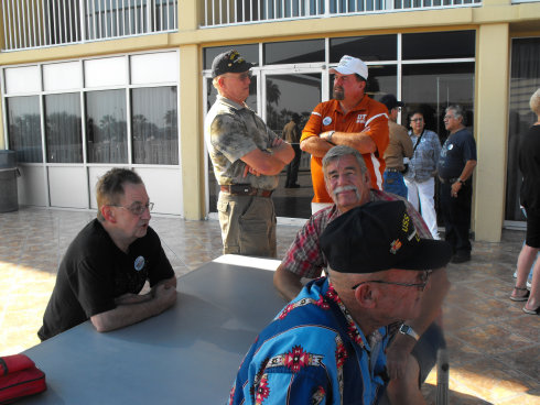reunion028008.jpg